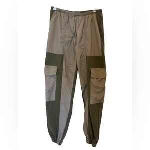 Forever 21 Olive and Beige Cargo Pants